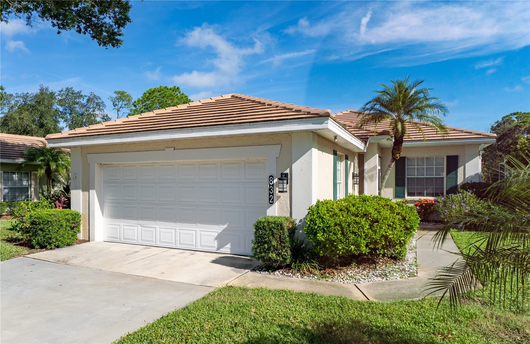 832 TARTAN DRIVE 832