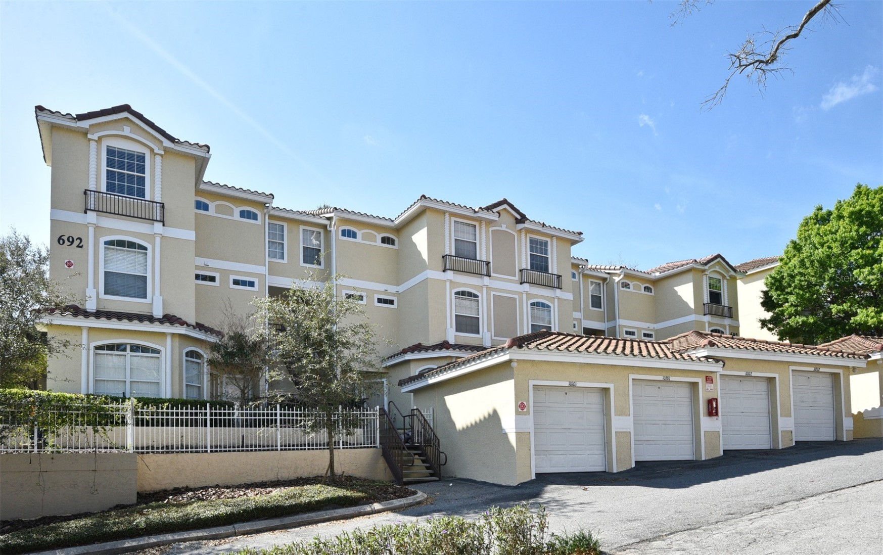 692 SEABROOK COURT 102