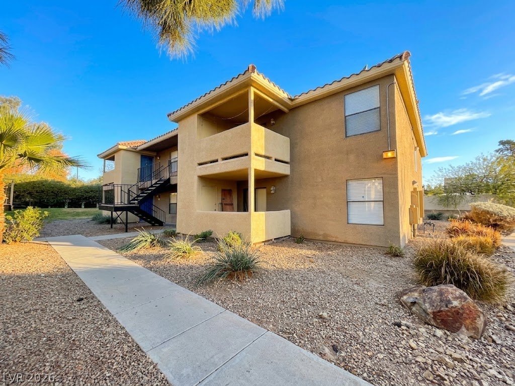 3135 South Mojave Road 221