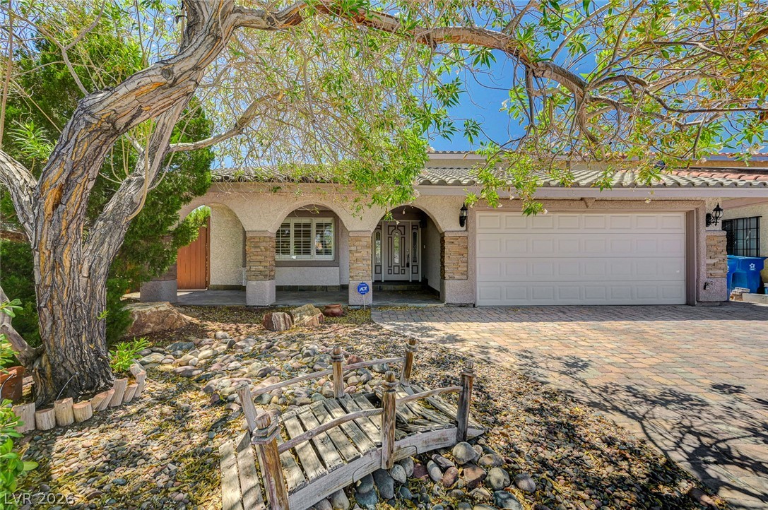 3880 Leisure Lane