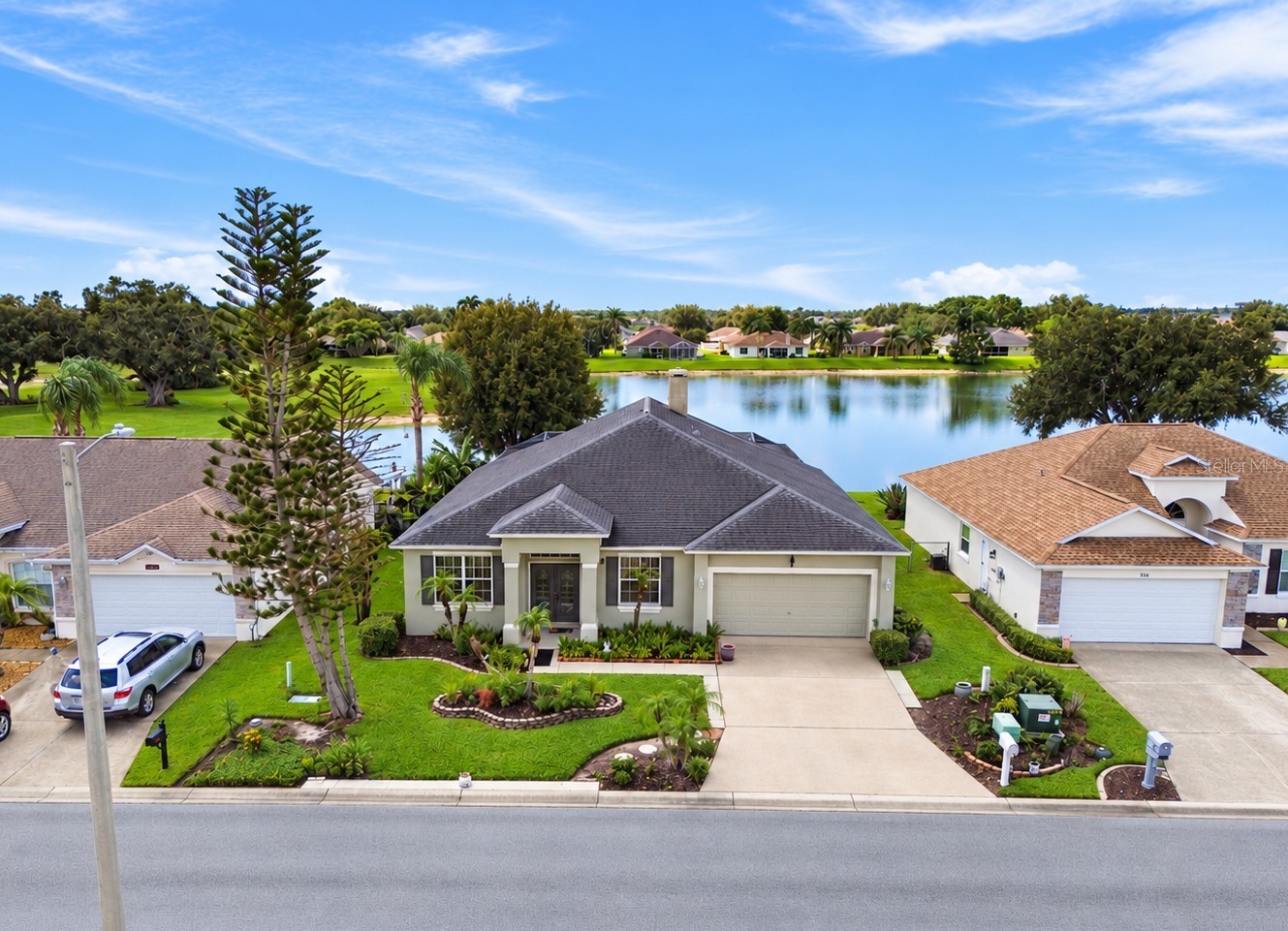 543 TERRANOVA CIRCLE