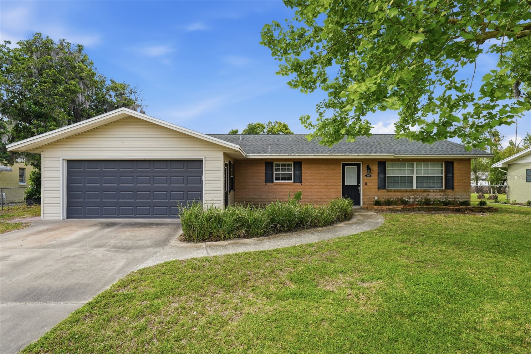 3996 LAKE ELEANOR DR