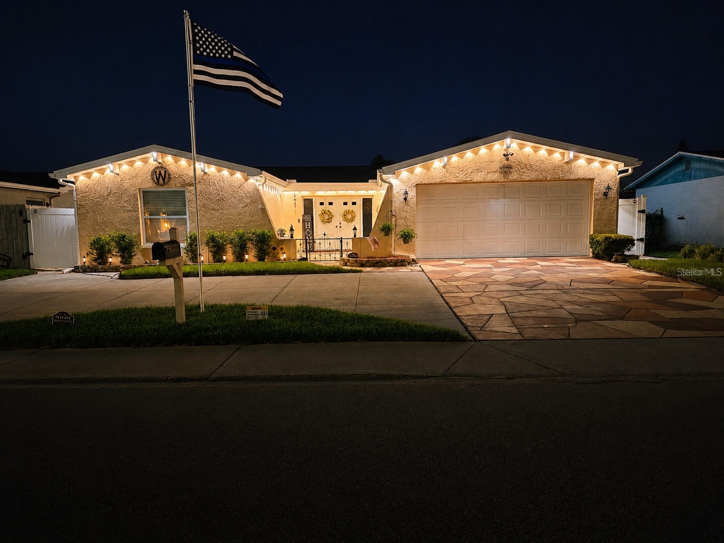 8240 PENWOOD DRIVE