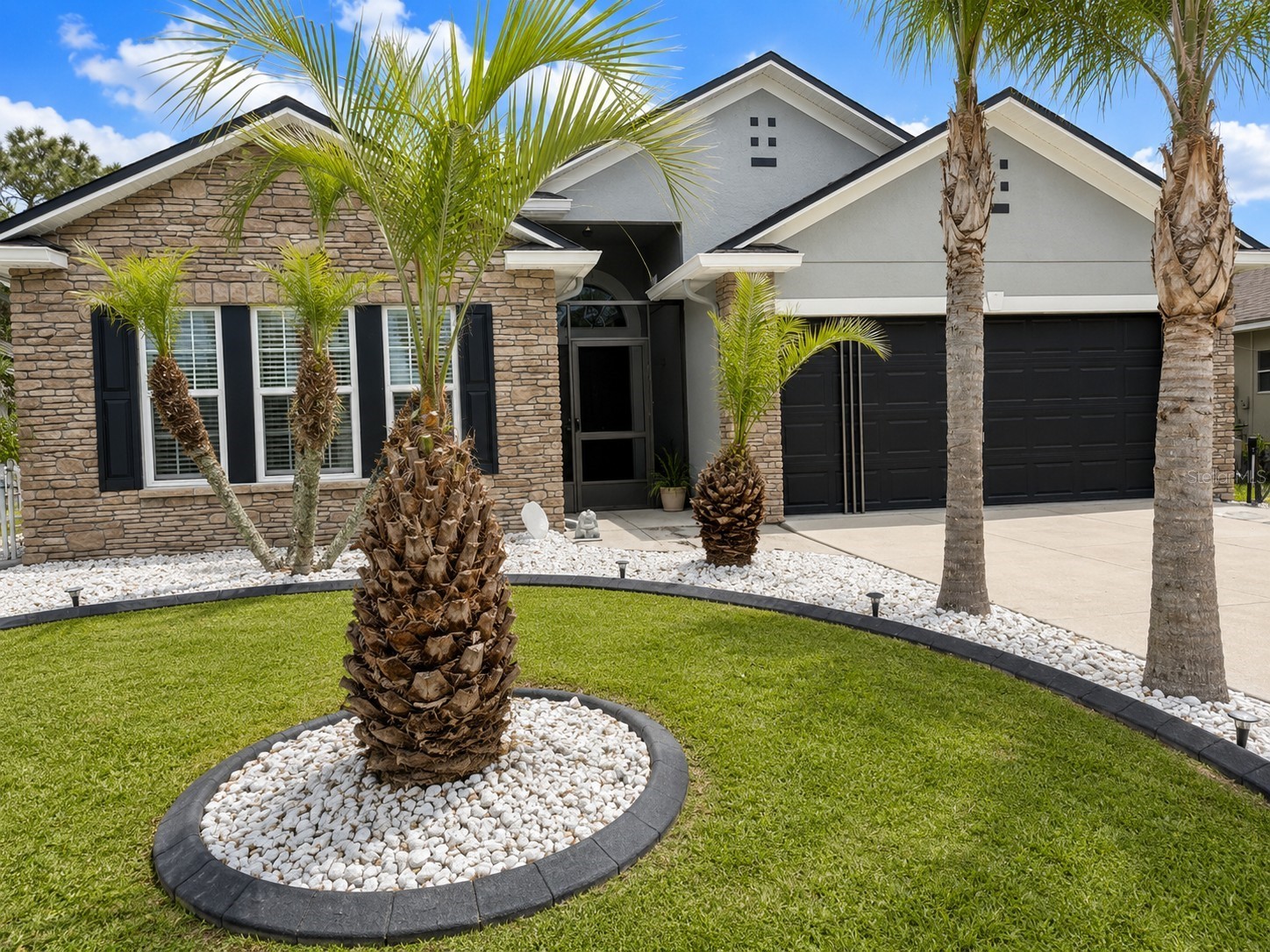2221 PARIA LANE