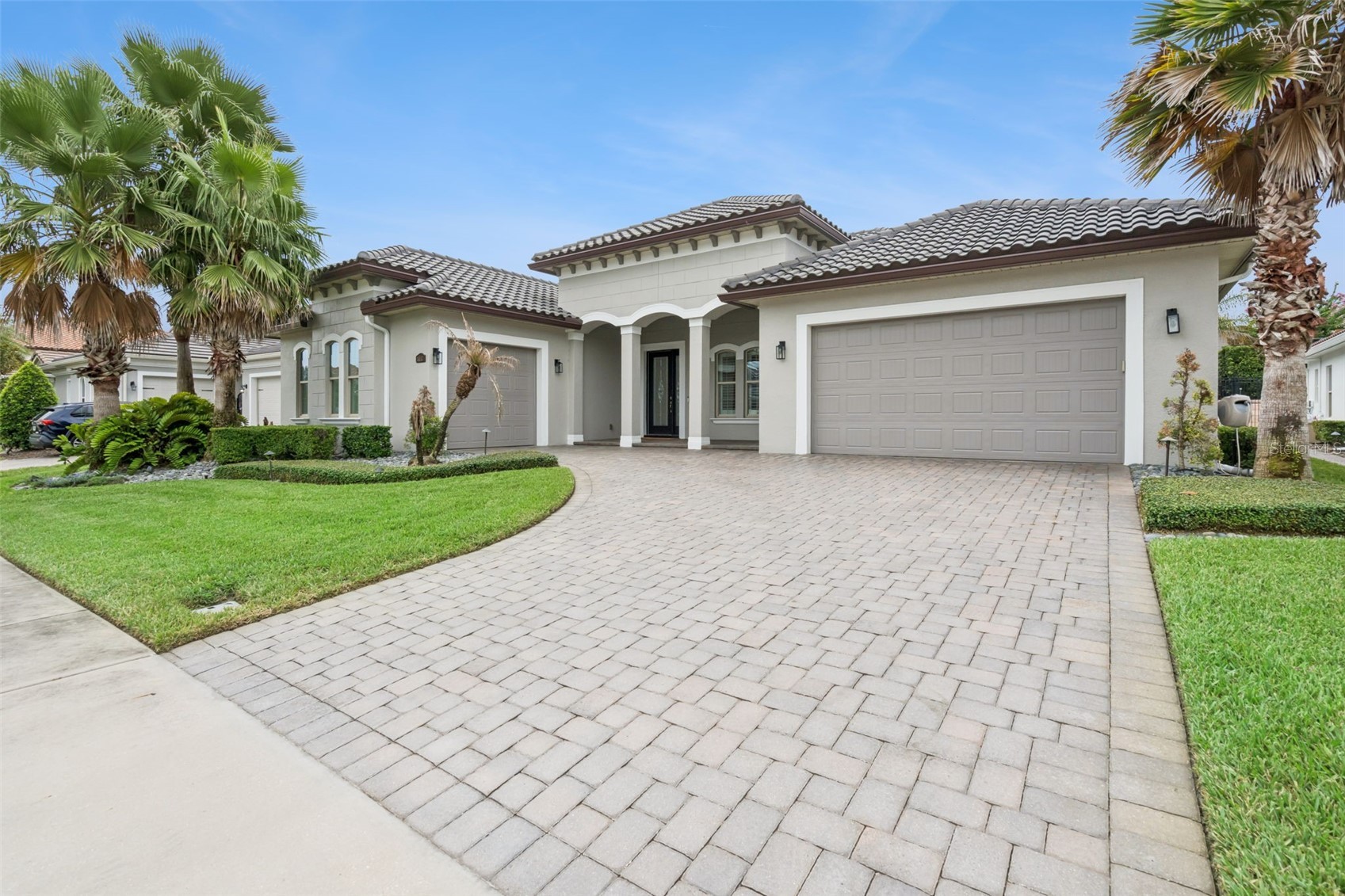 1417 OIL LAMP COVE
