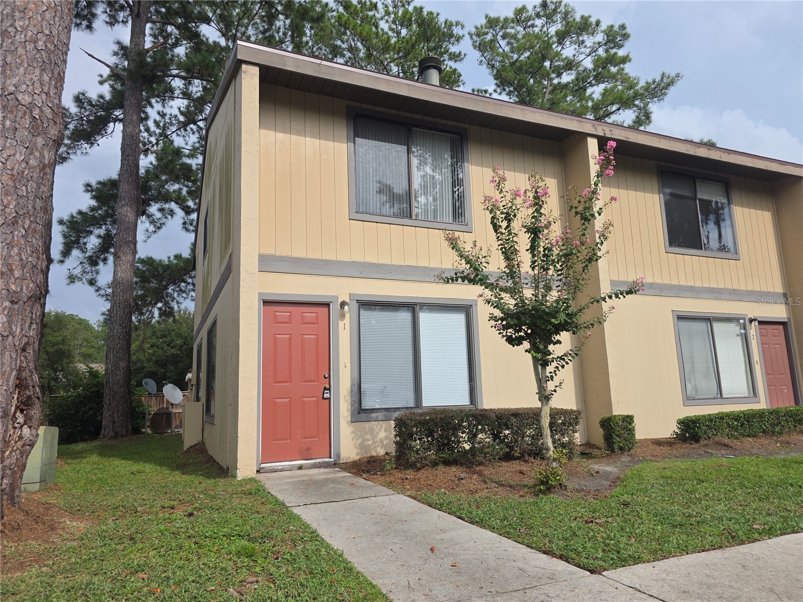 2300 SW 43RD ST M1