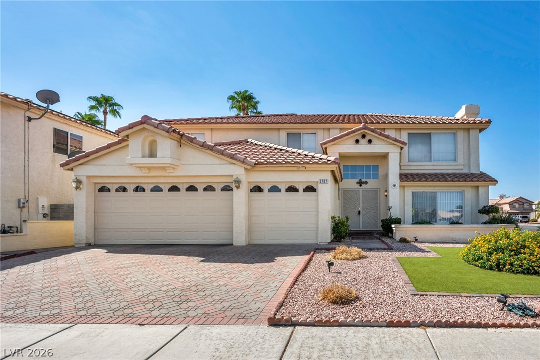 2707 Fan Palm Court