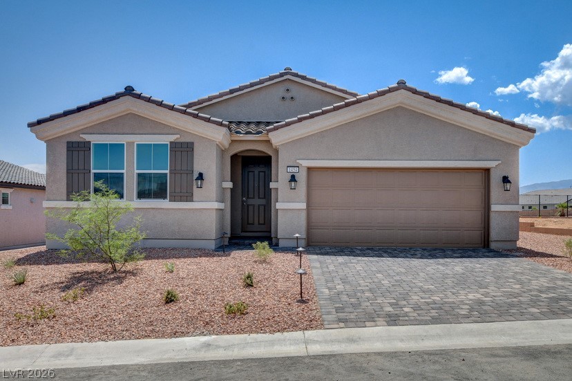 596 Hamilton Drive