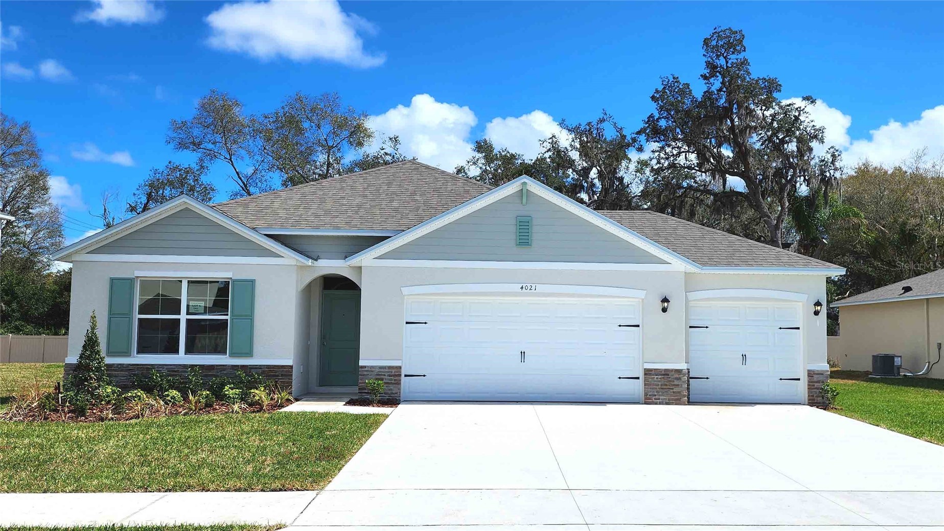 4009 BRADBURY WAY
