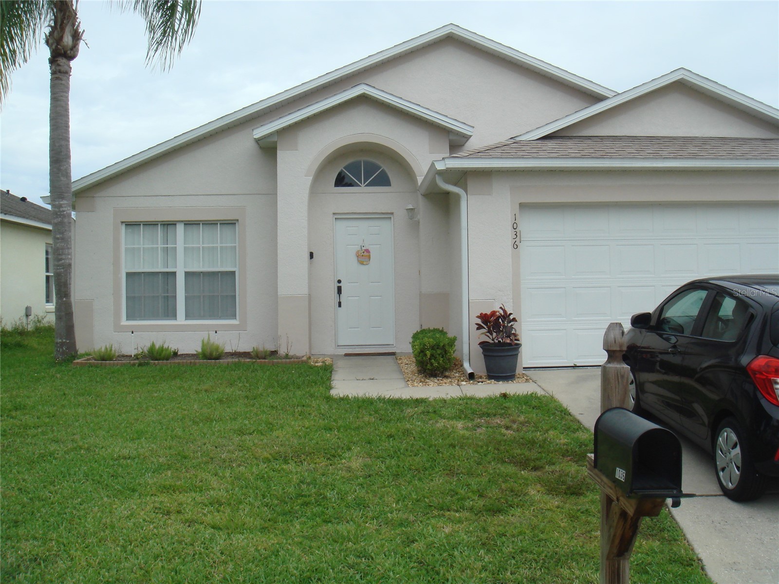 1036 CLEAR CREEK CIRCLE