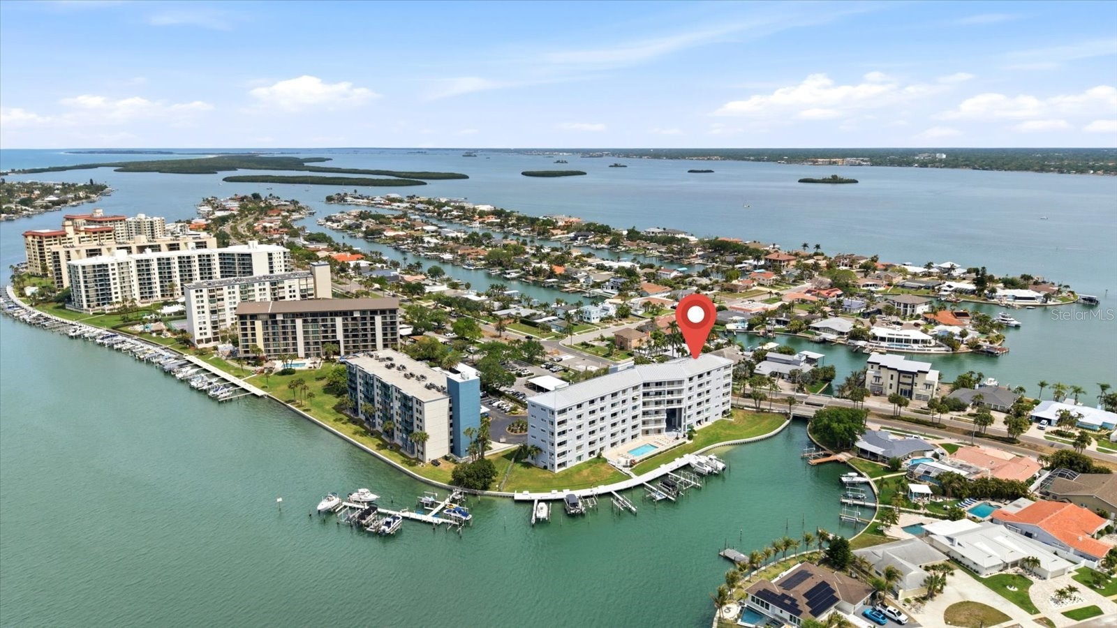 610 ISLAND WAY 201