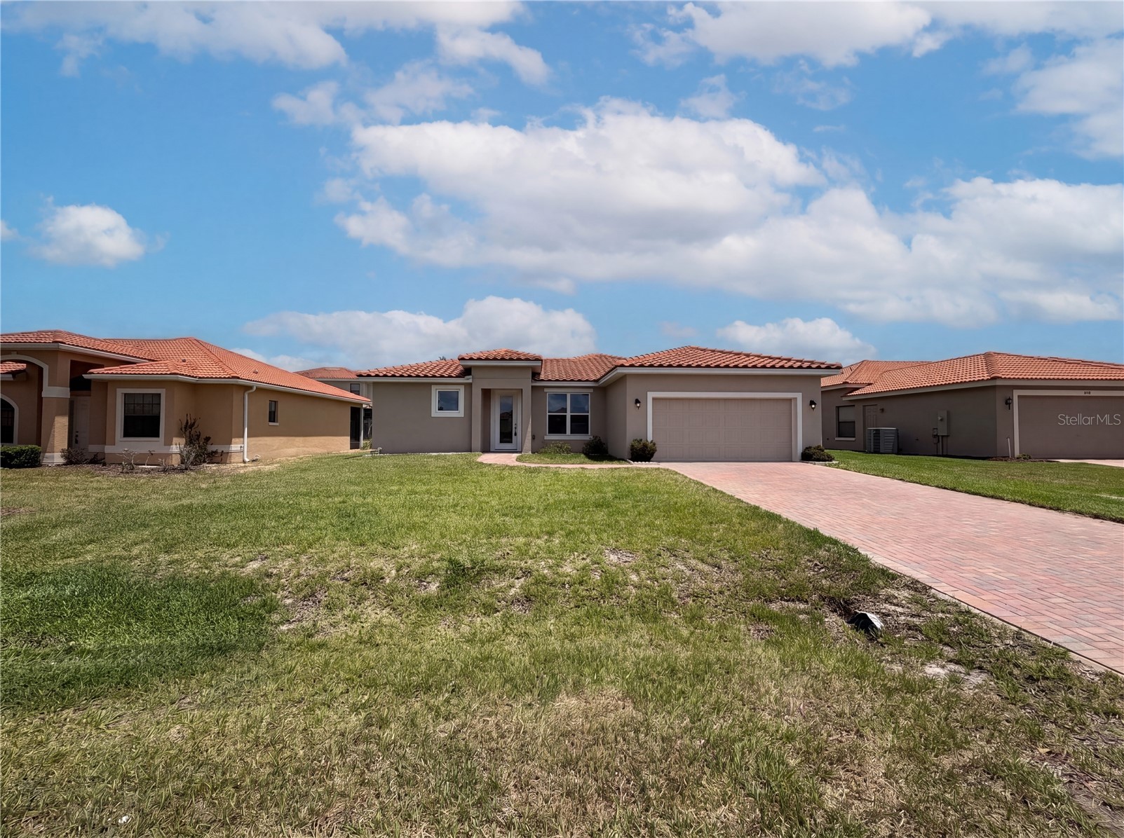 446 CINNAMON DRIVE