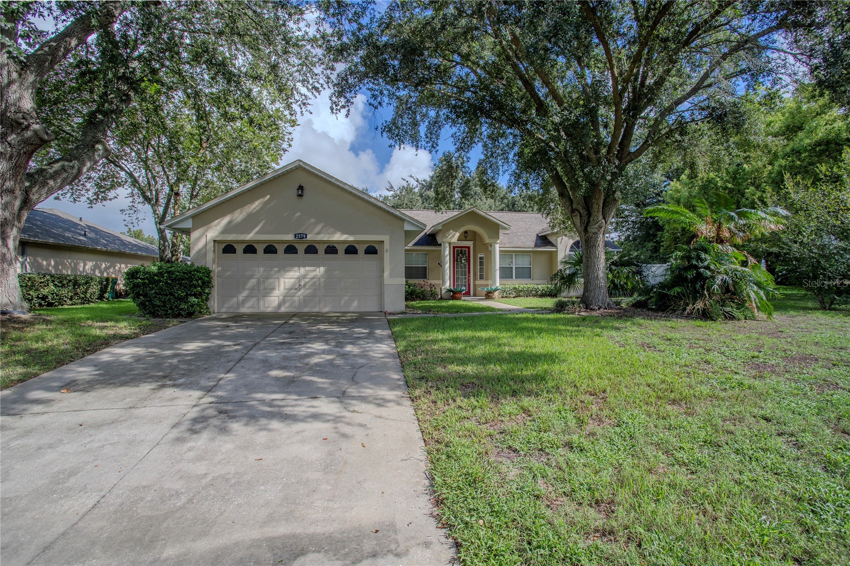 2579 STARDUST AVE