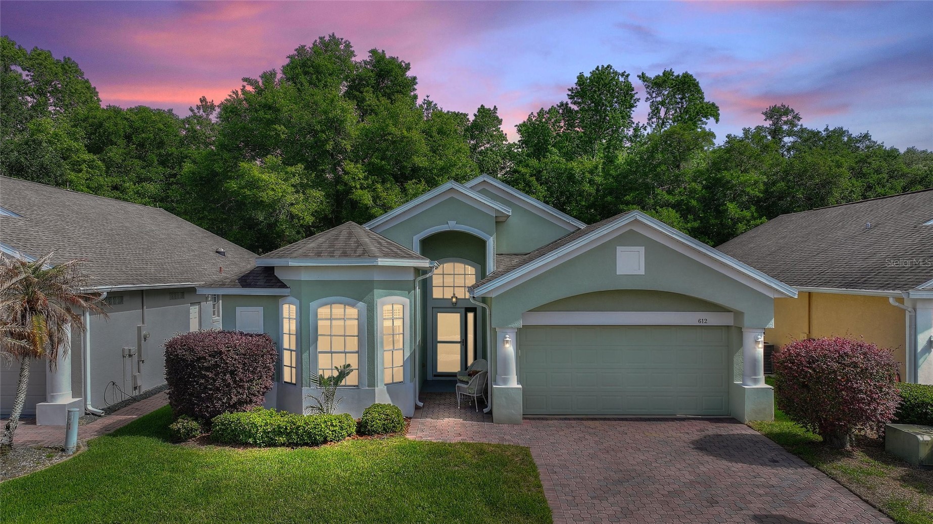 612 VISTA OAKS WAY