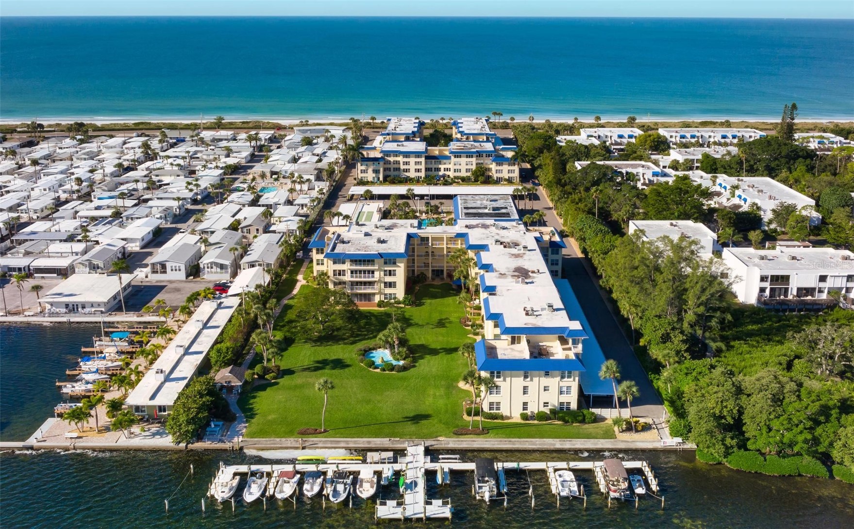 3806 GULF OF MEXICO DRIVE C211