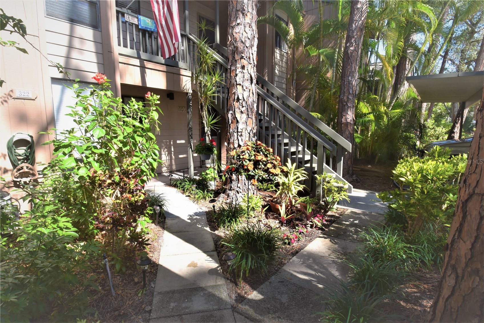 1716 GLENHOUSE DRIVE GL323