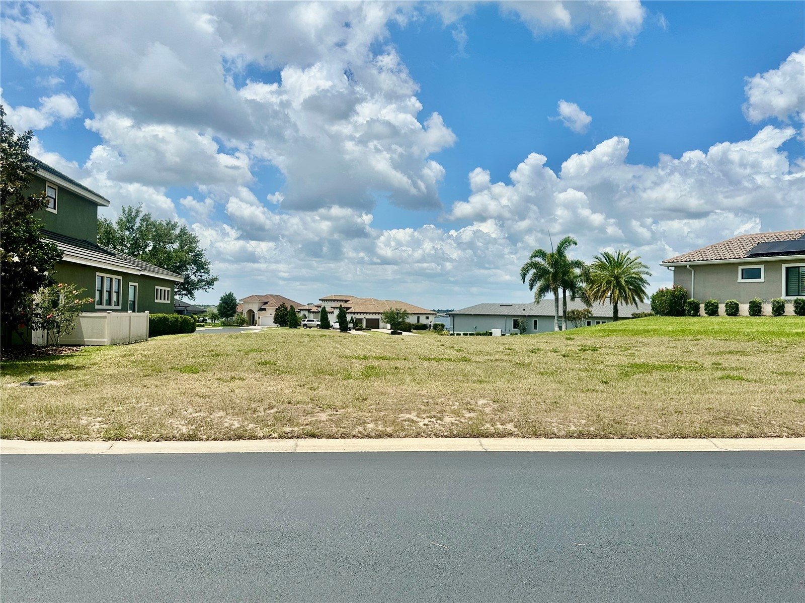 126 STARGRASS DRIVE