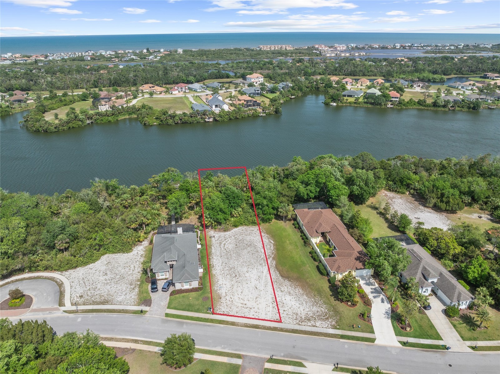 48 N LAKEWALK DRIVE