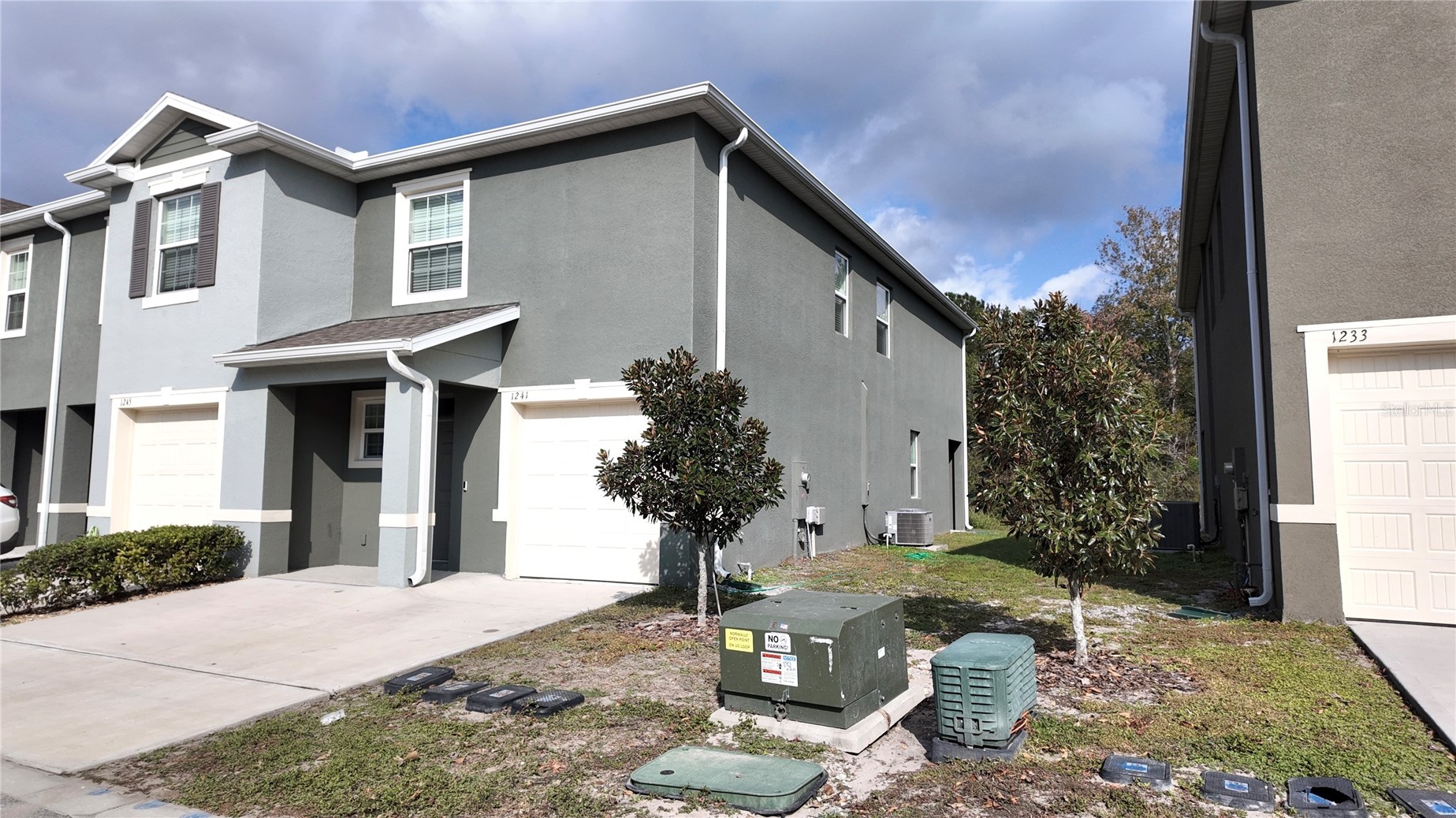 1241 YELLOW FINCH DRIVE