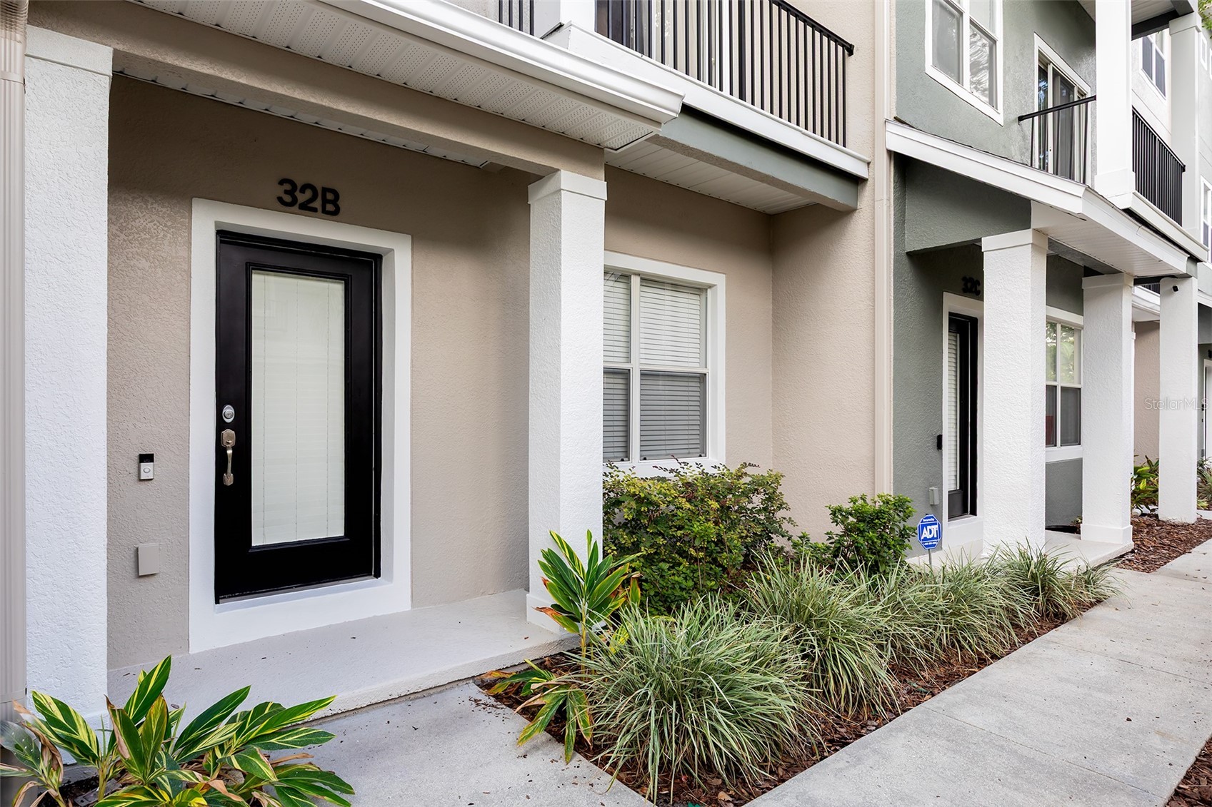 32 W ESTHER STREET B