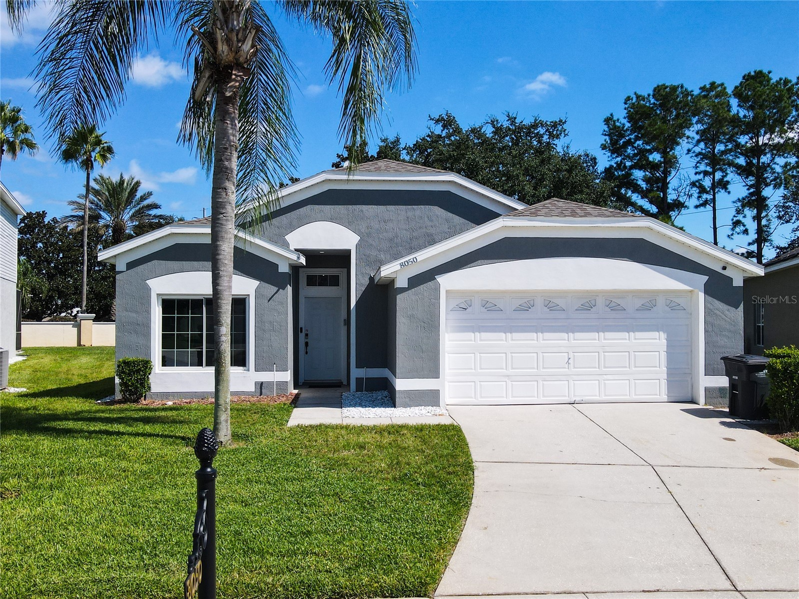 8050 KING PALM CIRCLE