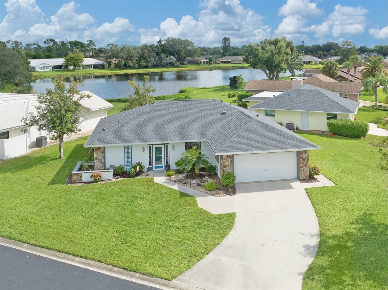 3286 MEADOW RUN CIRCLE