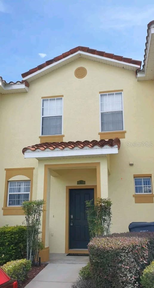 612 MONROE CIRCLE