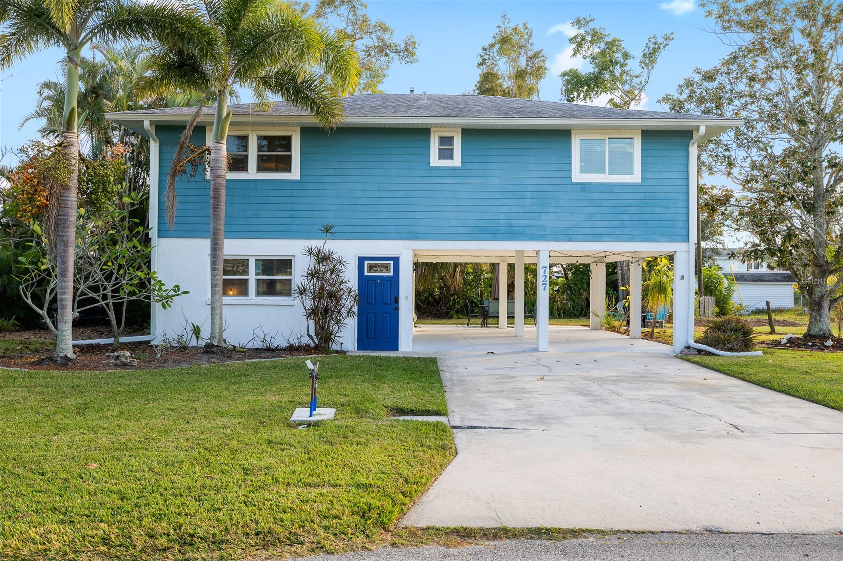 727 47TH STREET W
