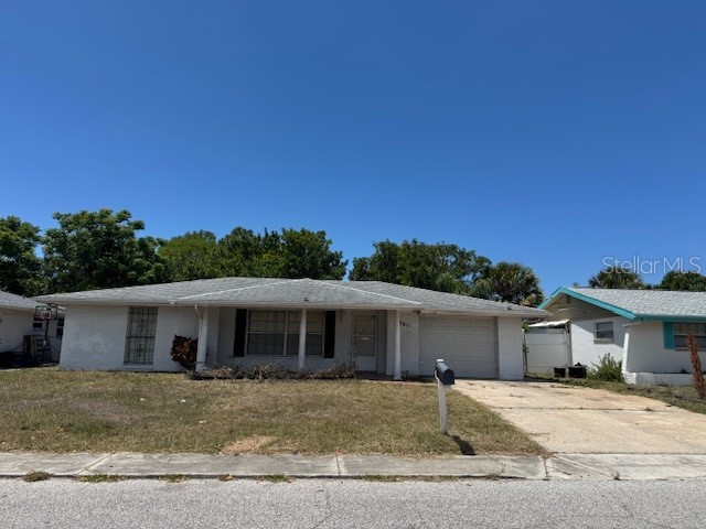 8811 GOSHEN LANE