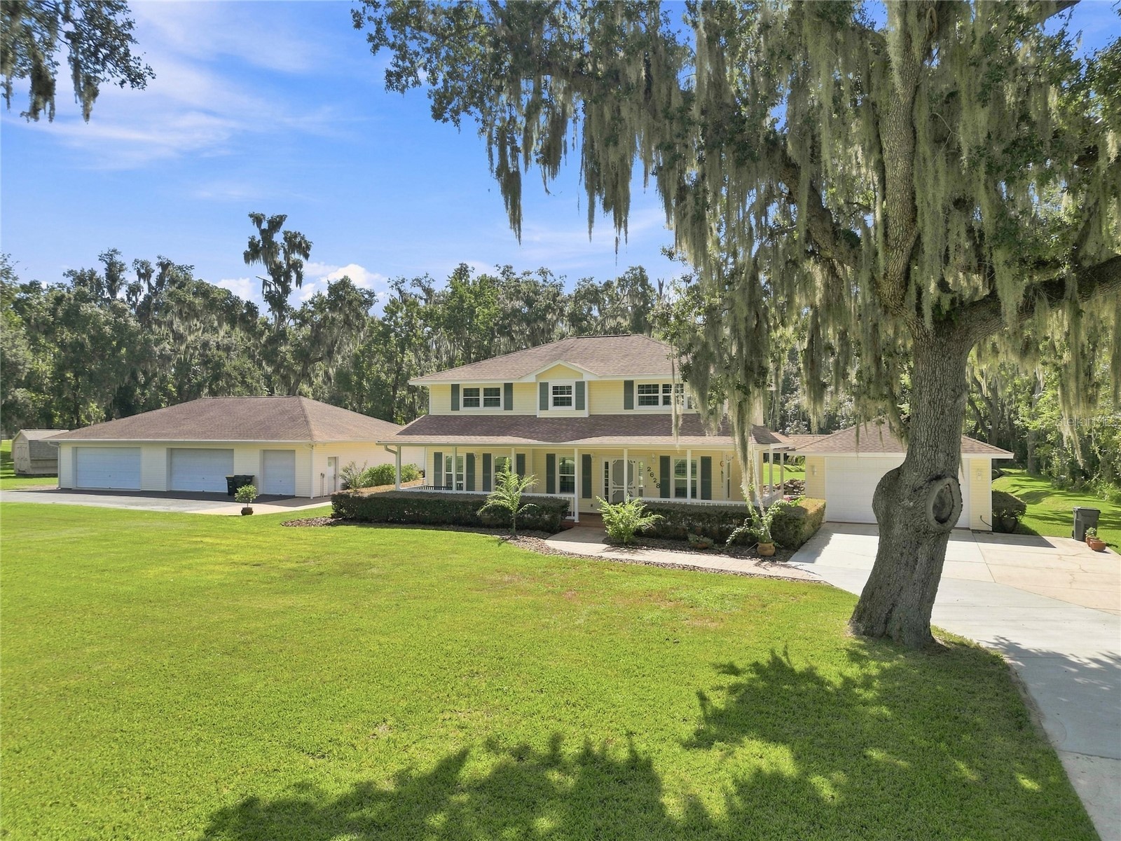 2628 LONGWOOD DRIVE