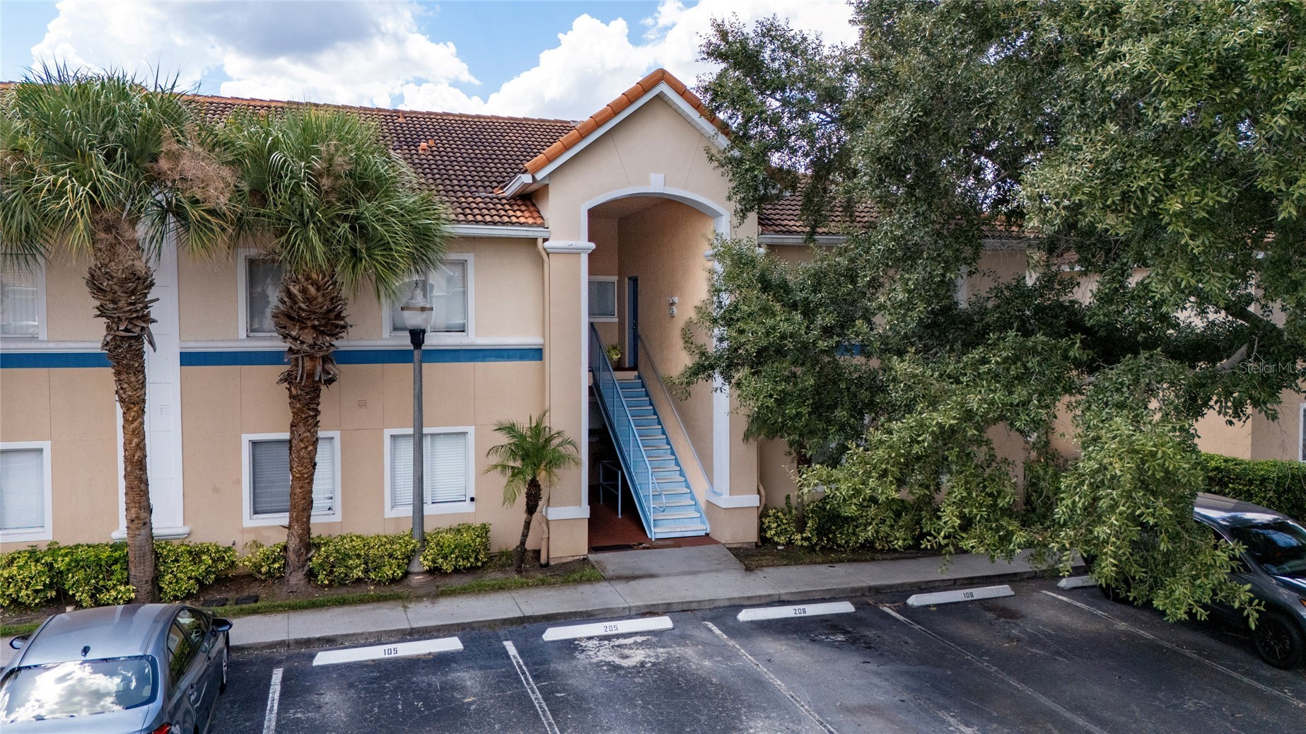 515 VILLA DEL SOL CIRCLE 205