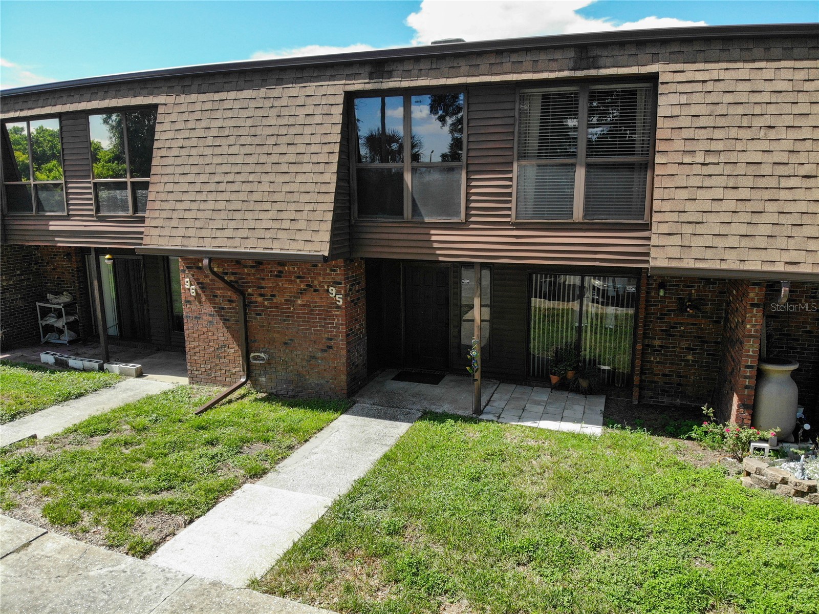 1836 N CRYSTAL LAKE DRIVE 95
