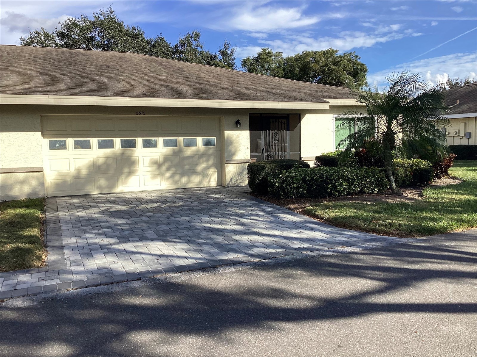 2512 LANCASTER DRIVE 2512