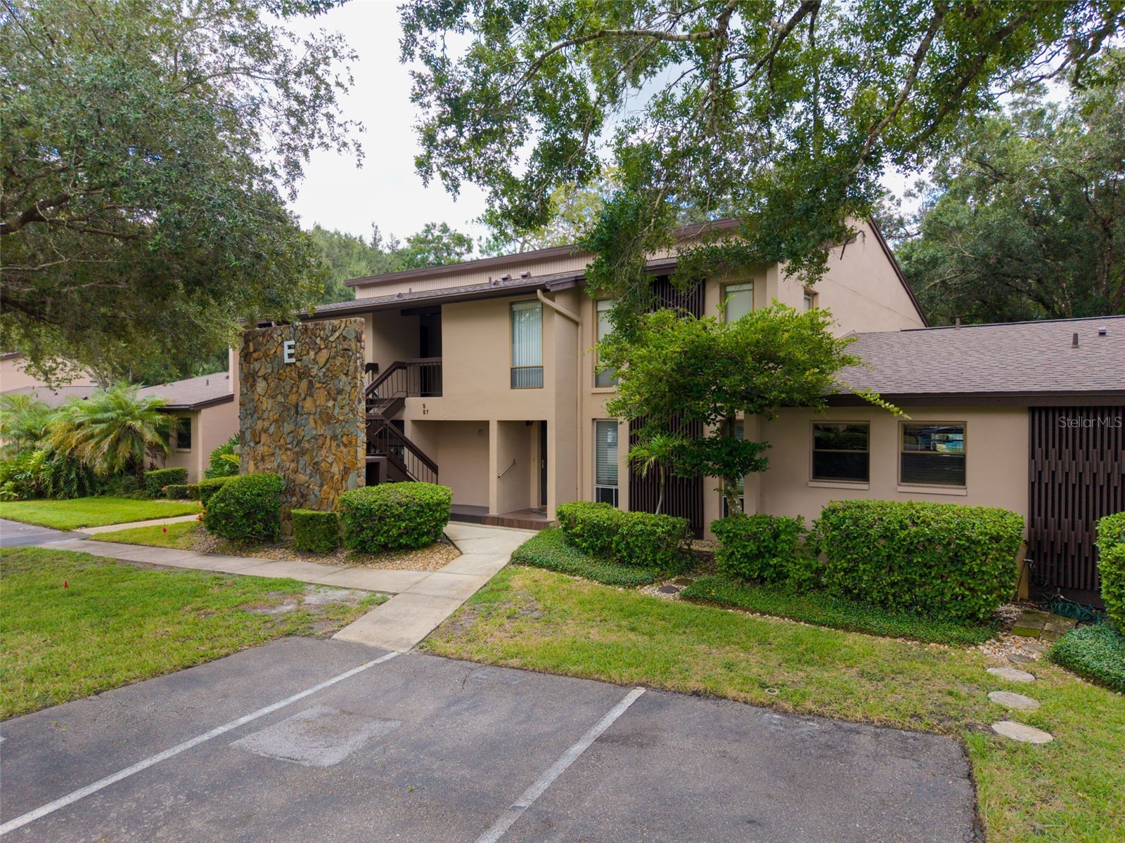 1400 TARPON WOODS BOULEVARD E6