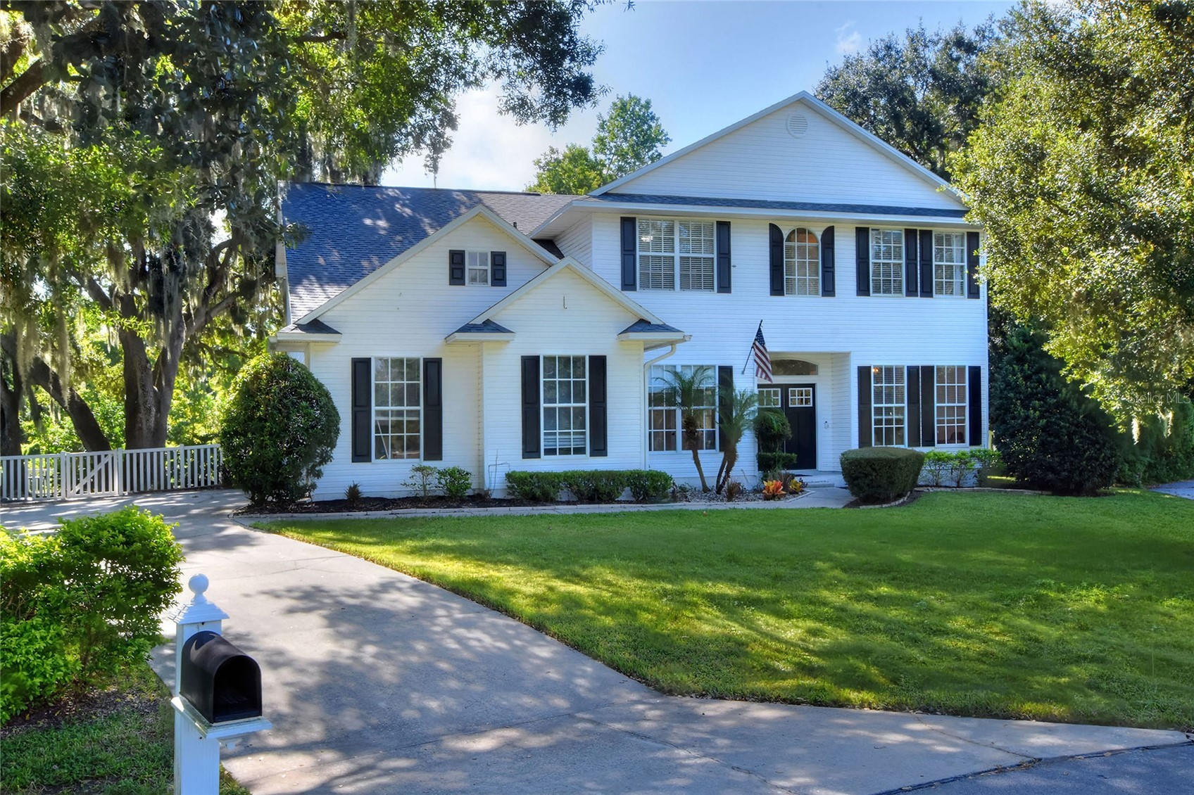 7365 MILLBROOK OAKS DRIVE