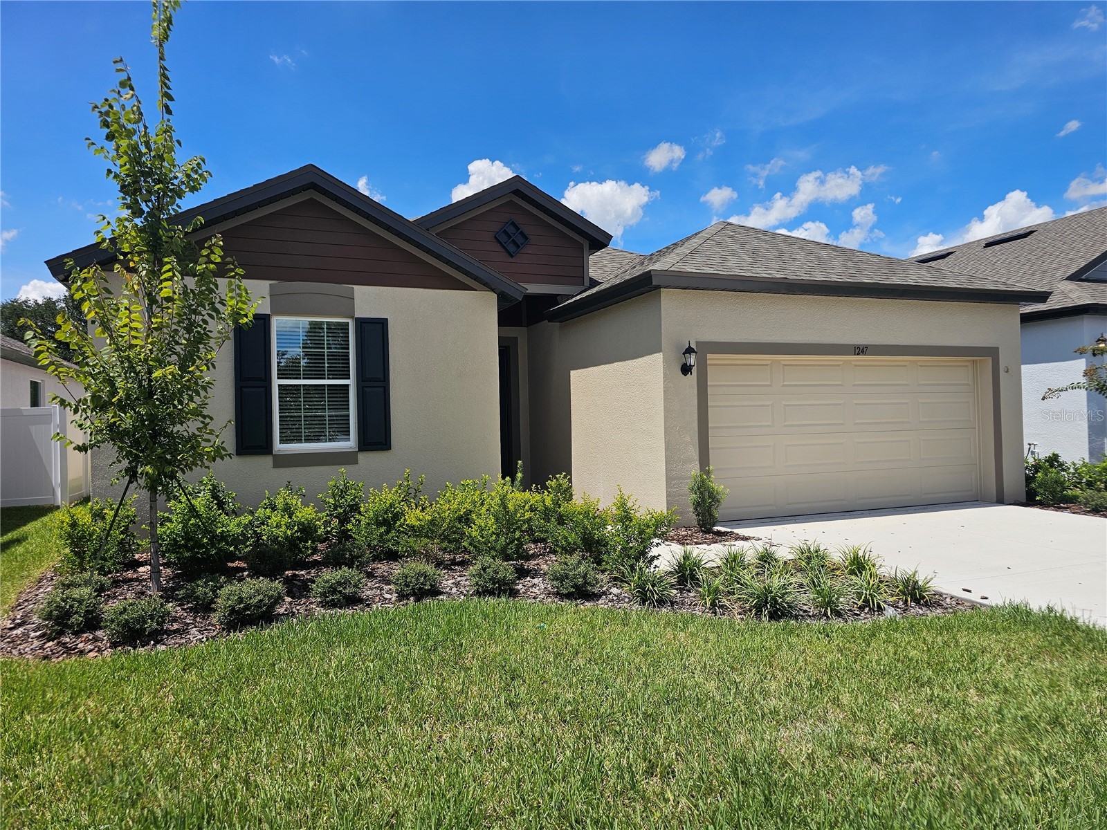 1247 HONEYCOMB PLACE