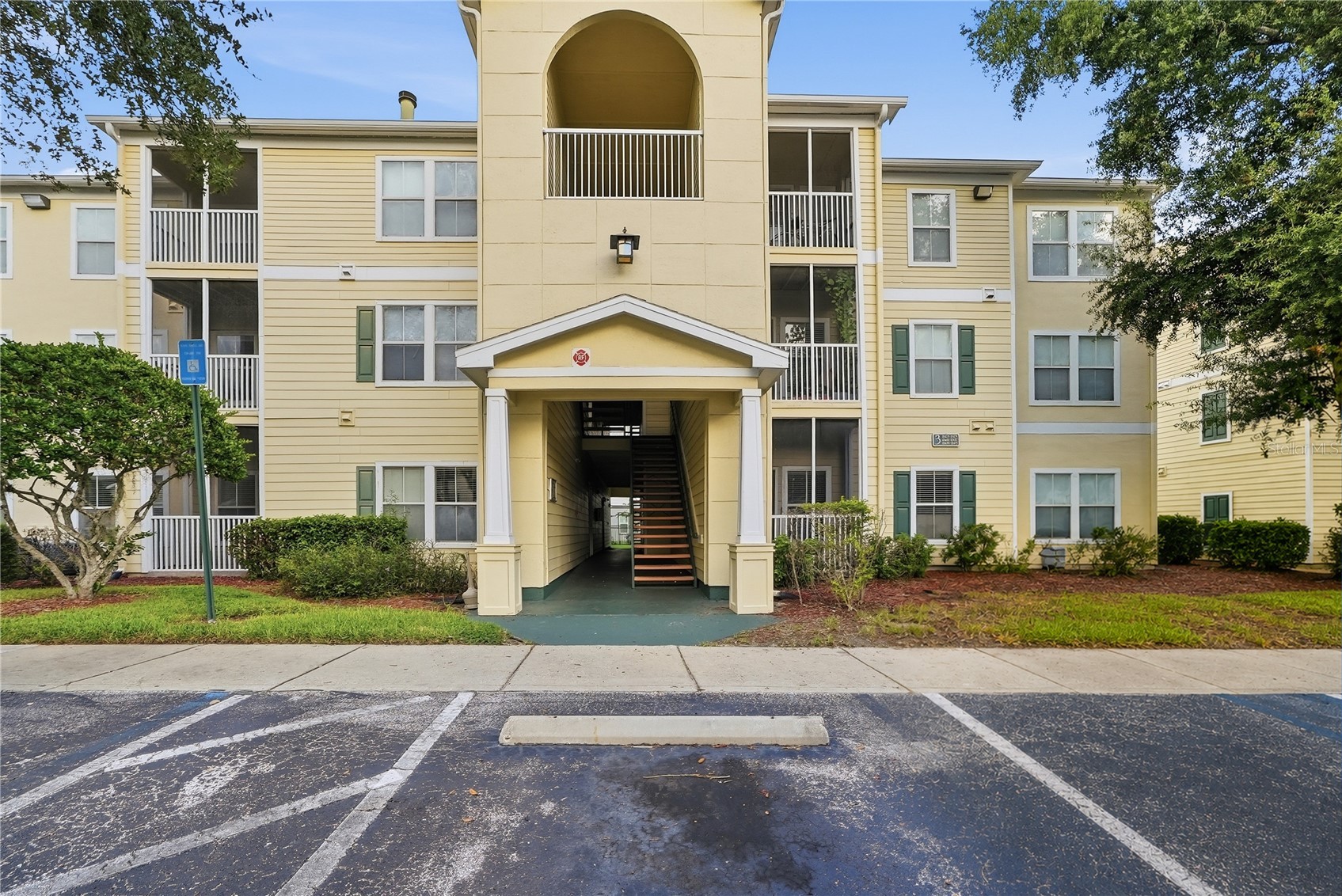 18471 BRIDLE CLUB DRIVE