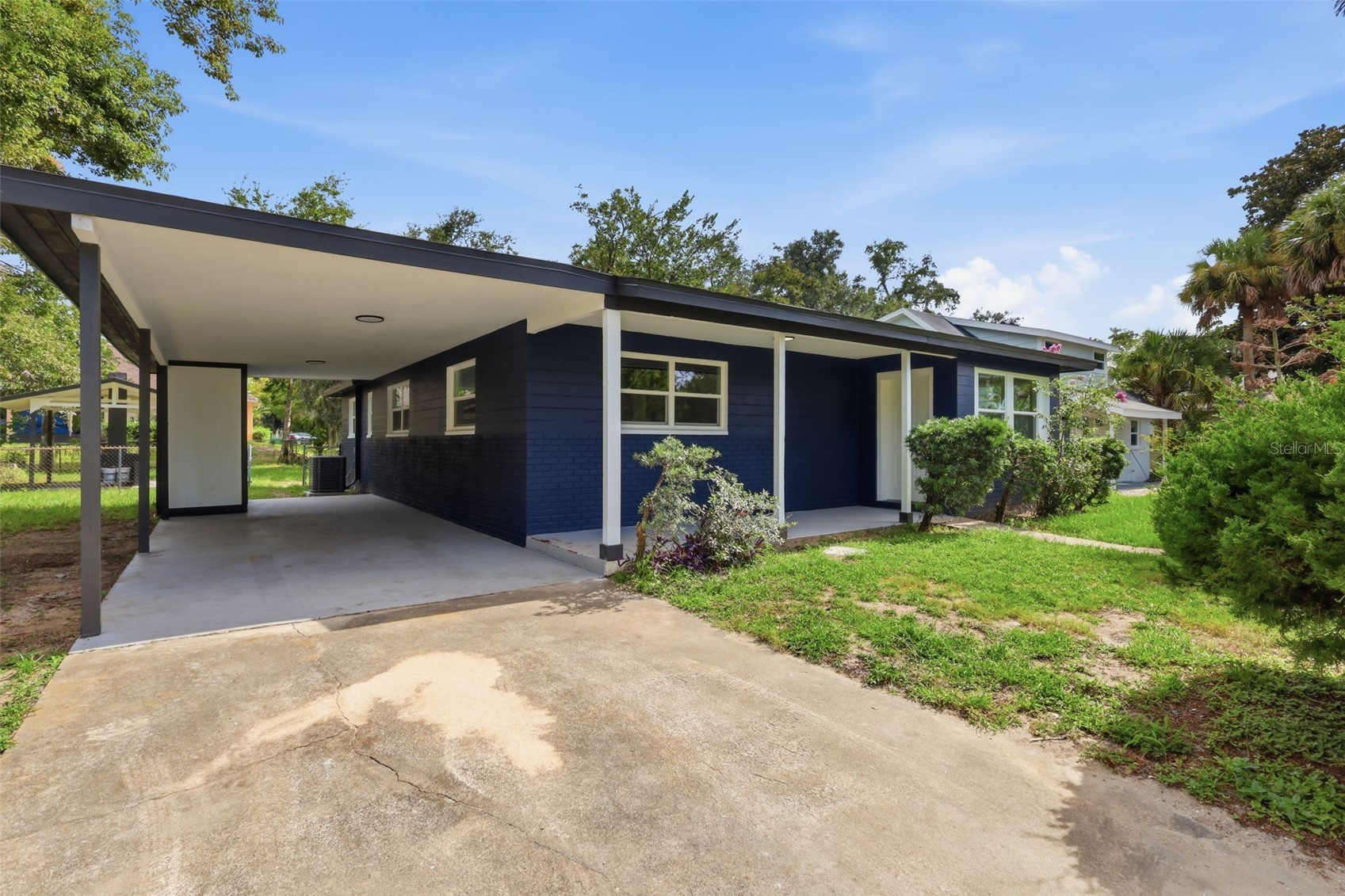 256 LAWS LANE