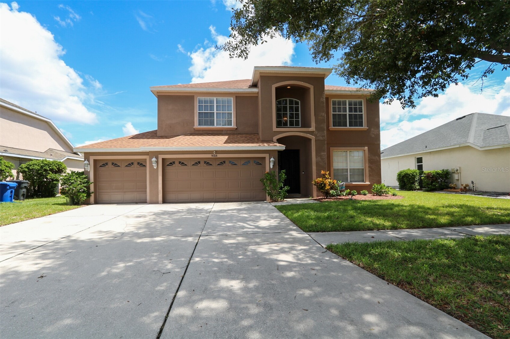 9018 PINEBREEZE DRIVE