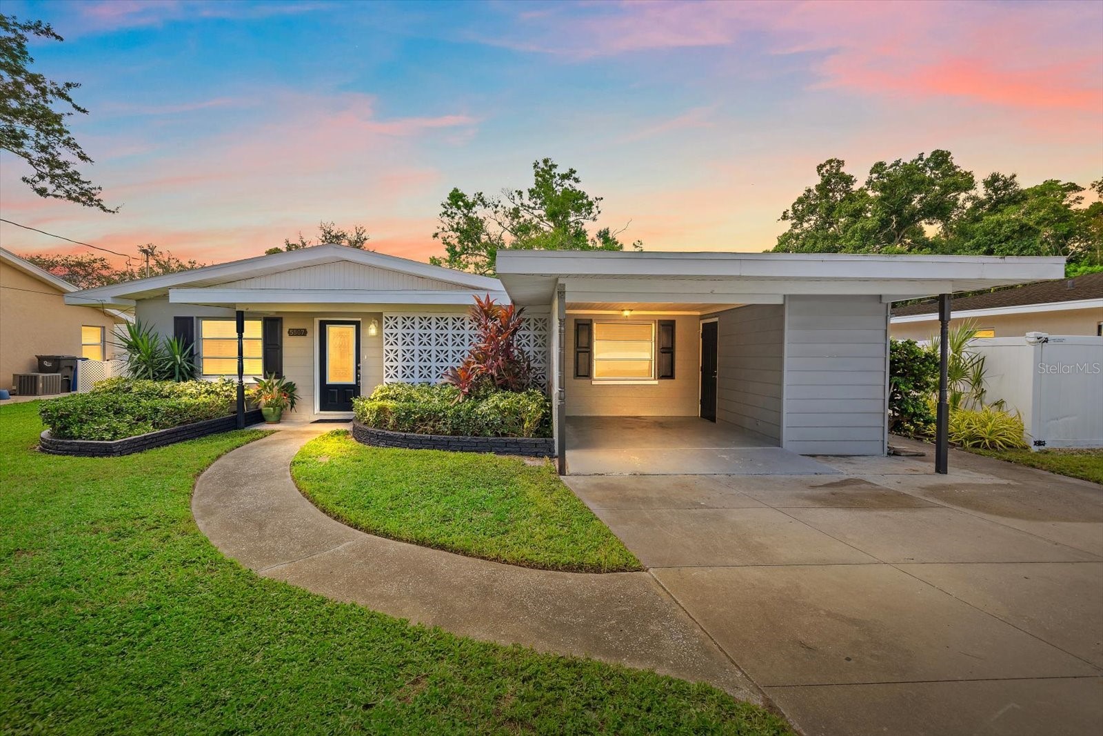 5507 HARBOR ROAD