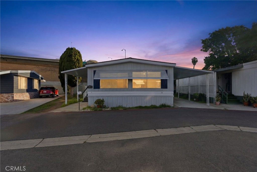 141 E Coronado Lane