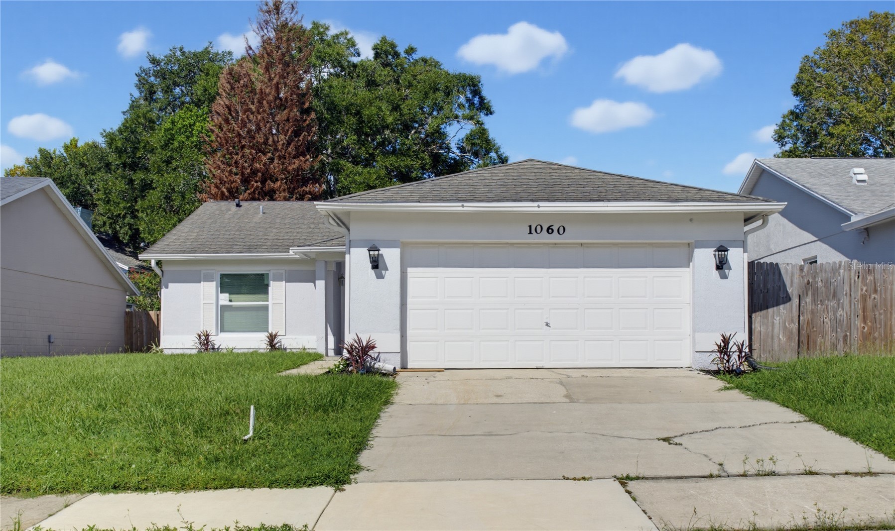 1060 DEES DRIVE