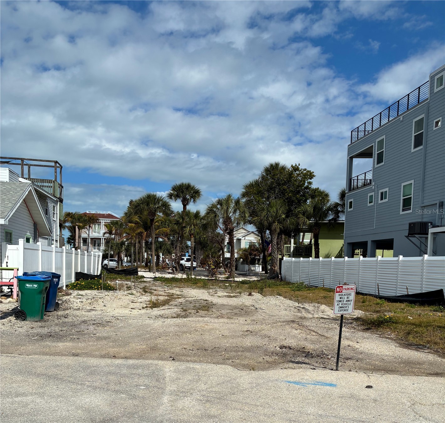 104 1ST STREET N