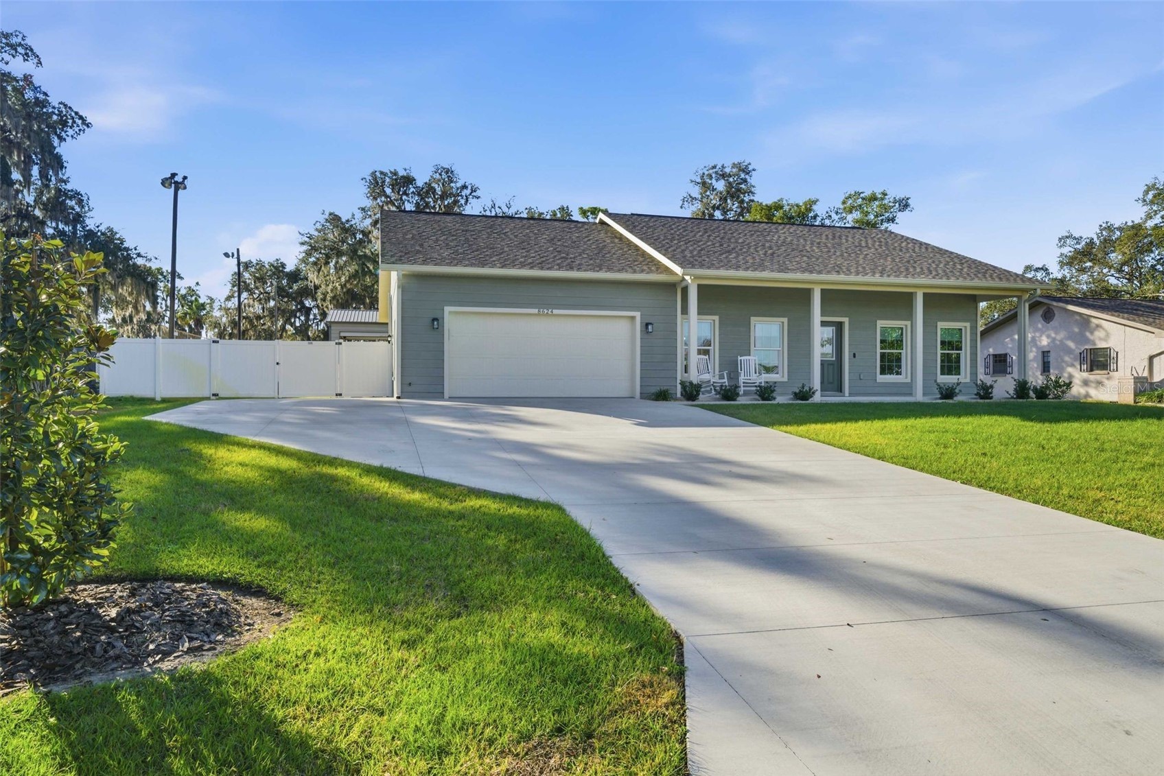 8624 E CRESCO LANE