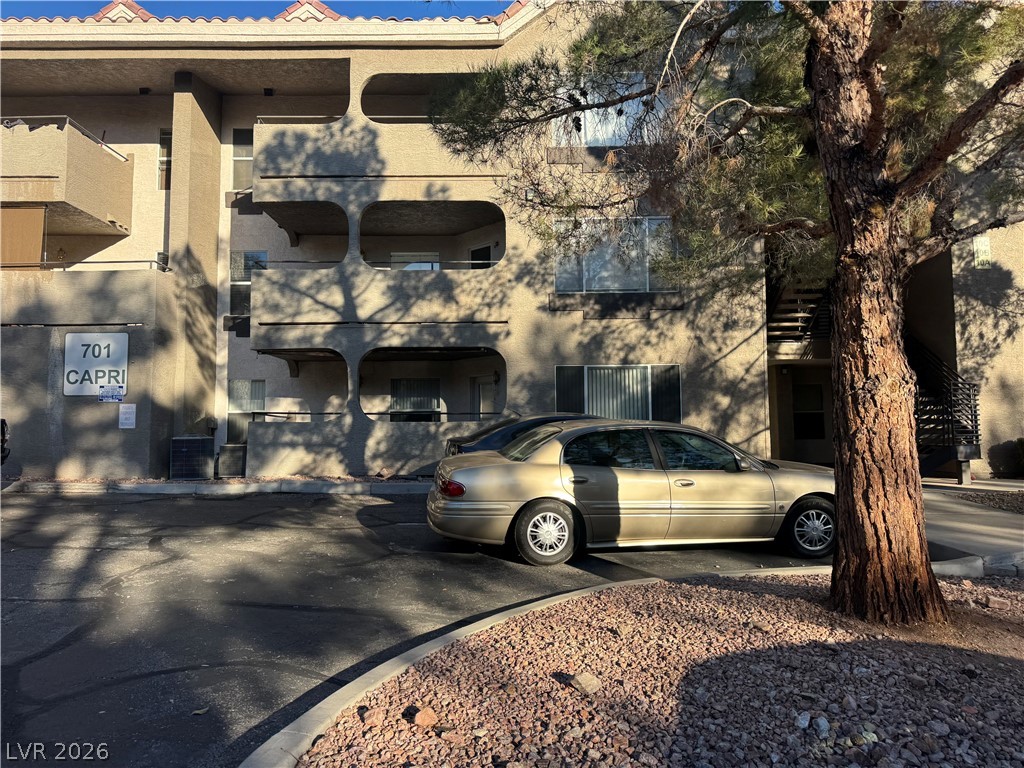 701 Capri Drive 13B