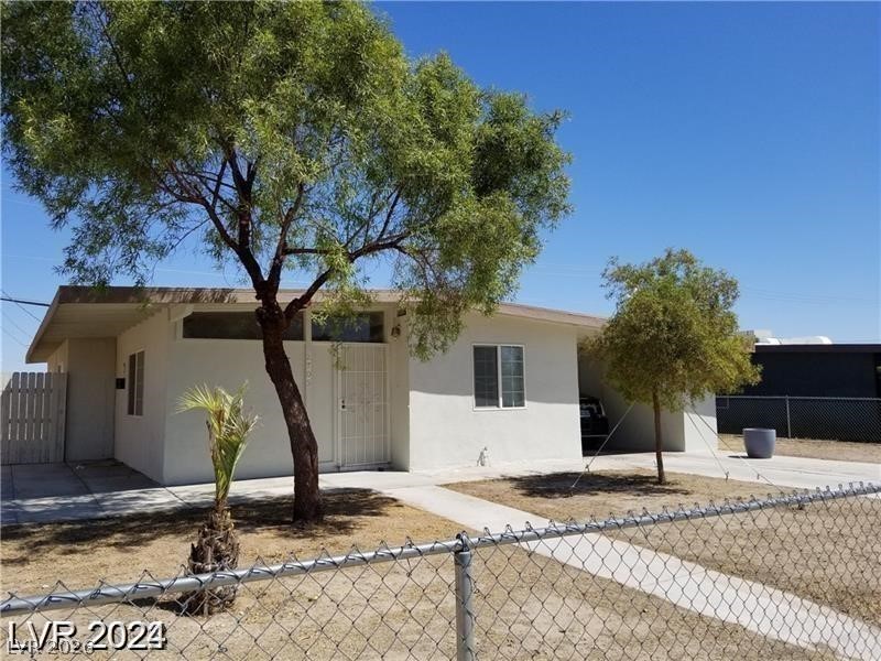 2705 Howard Drive