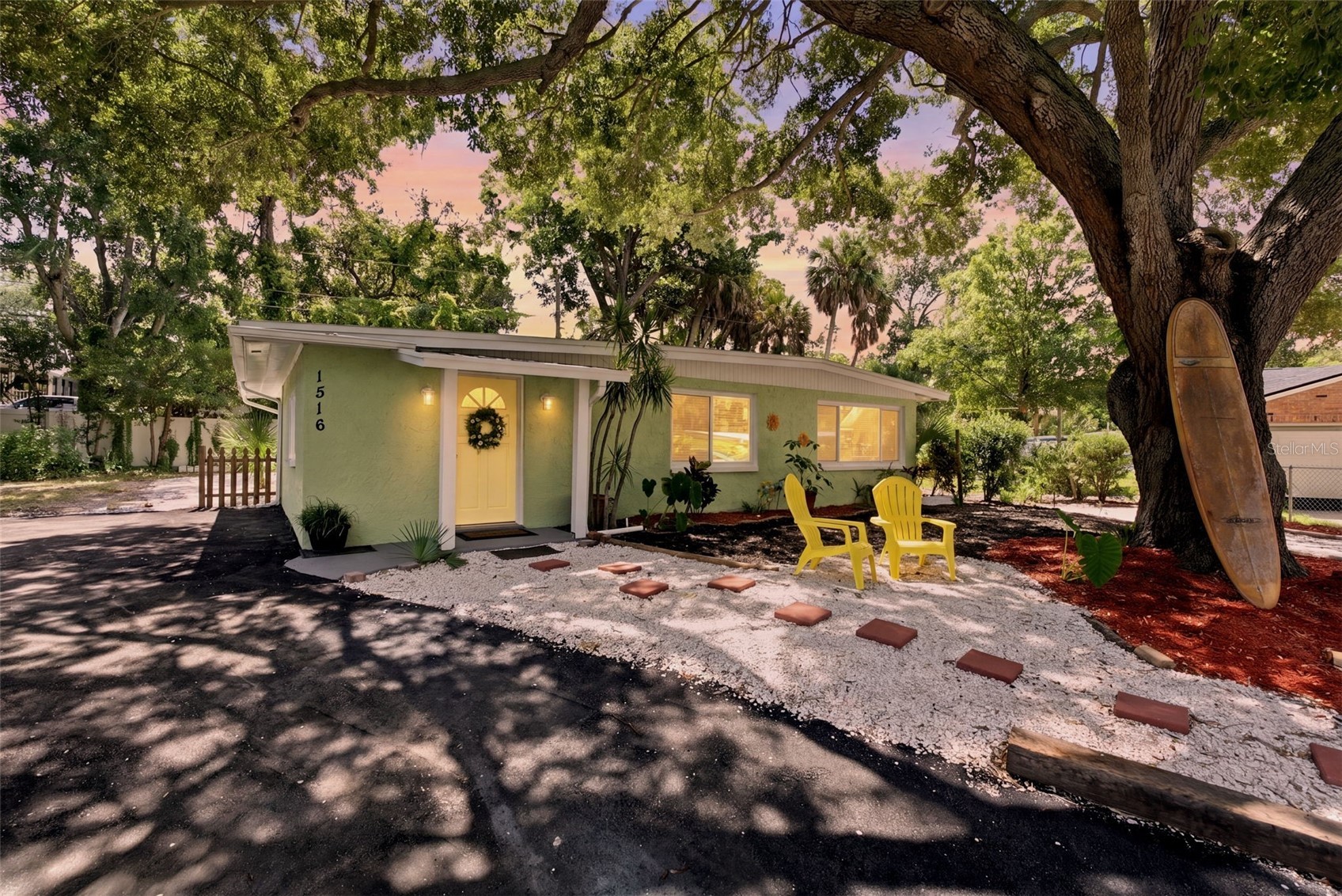1516 ADELE PLACE