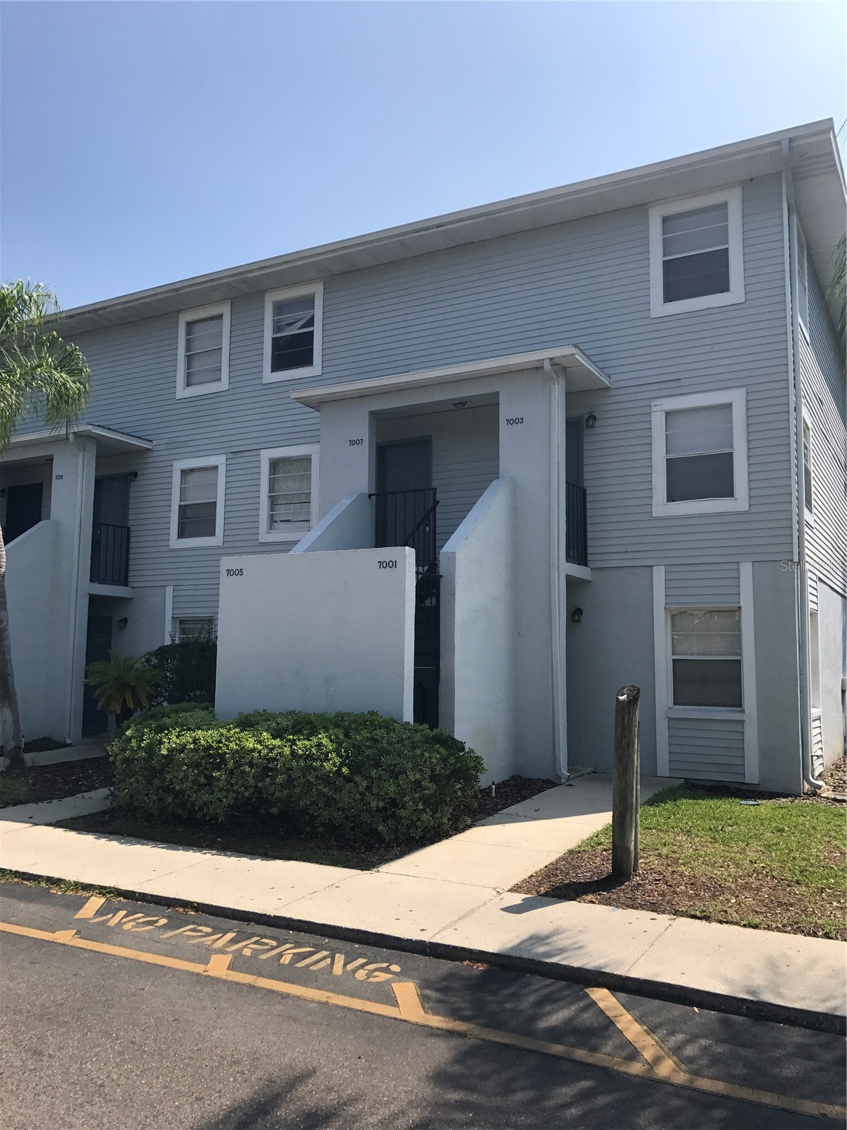 7101 E BANK DRIVE 7101