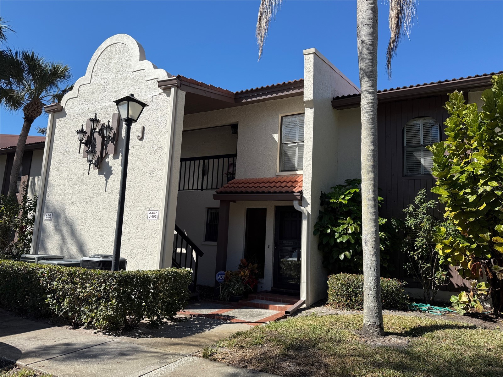 3505 TARPON WOODS BOULEVARD J408