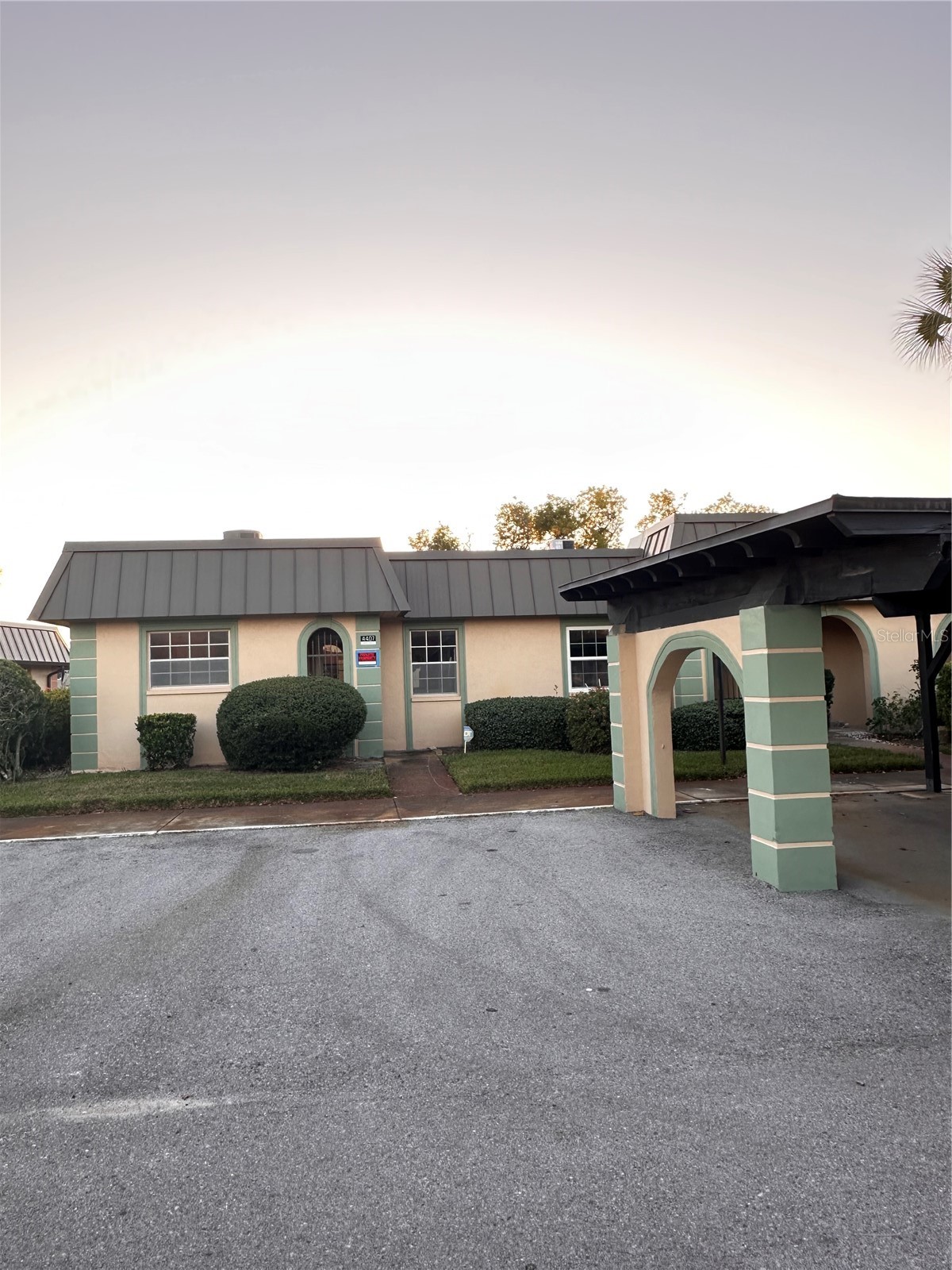 4407 SUMMERSUN DRIVE